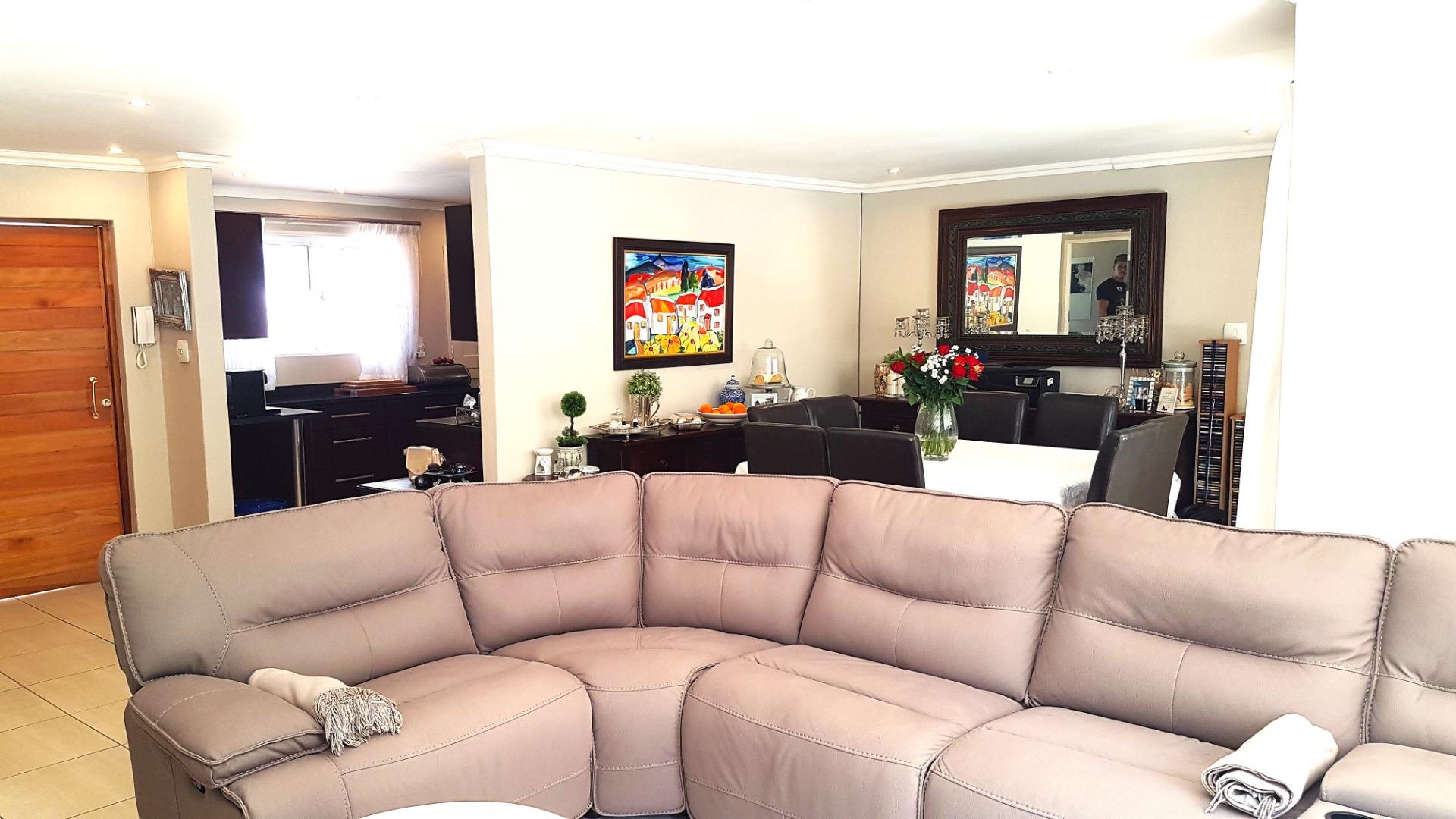 4 Bedroom House for Sale - Gauteng